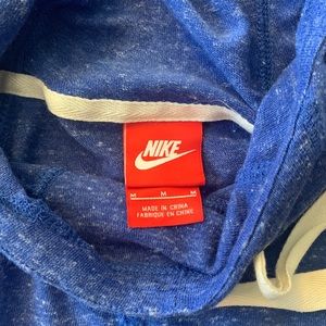 Blue nike sweatshirt size medium